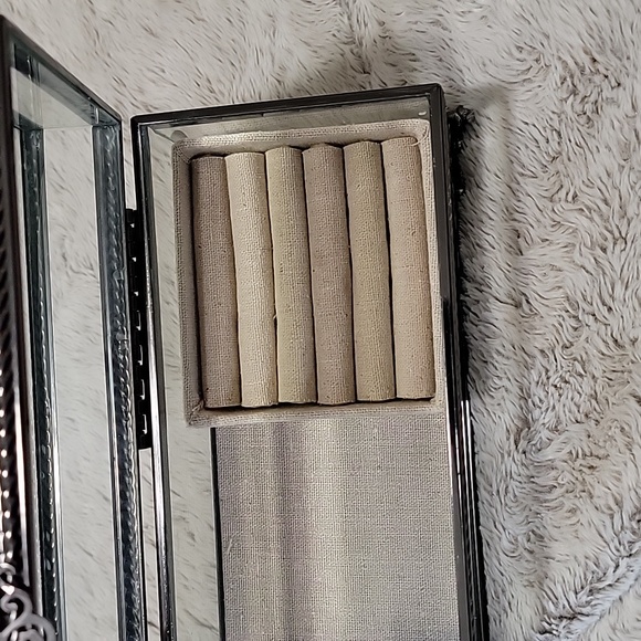 Glass Jewelry Box - Picture 2 of 3